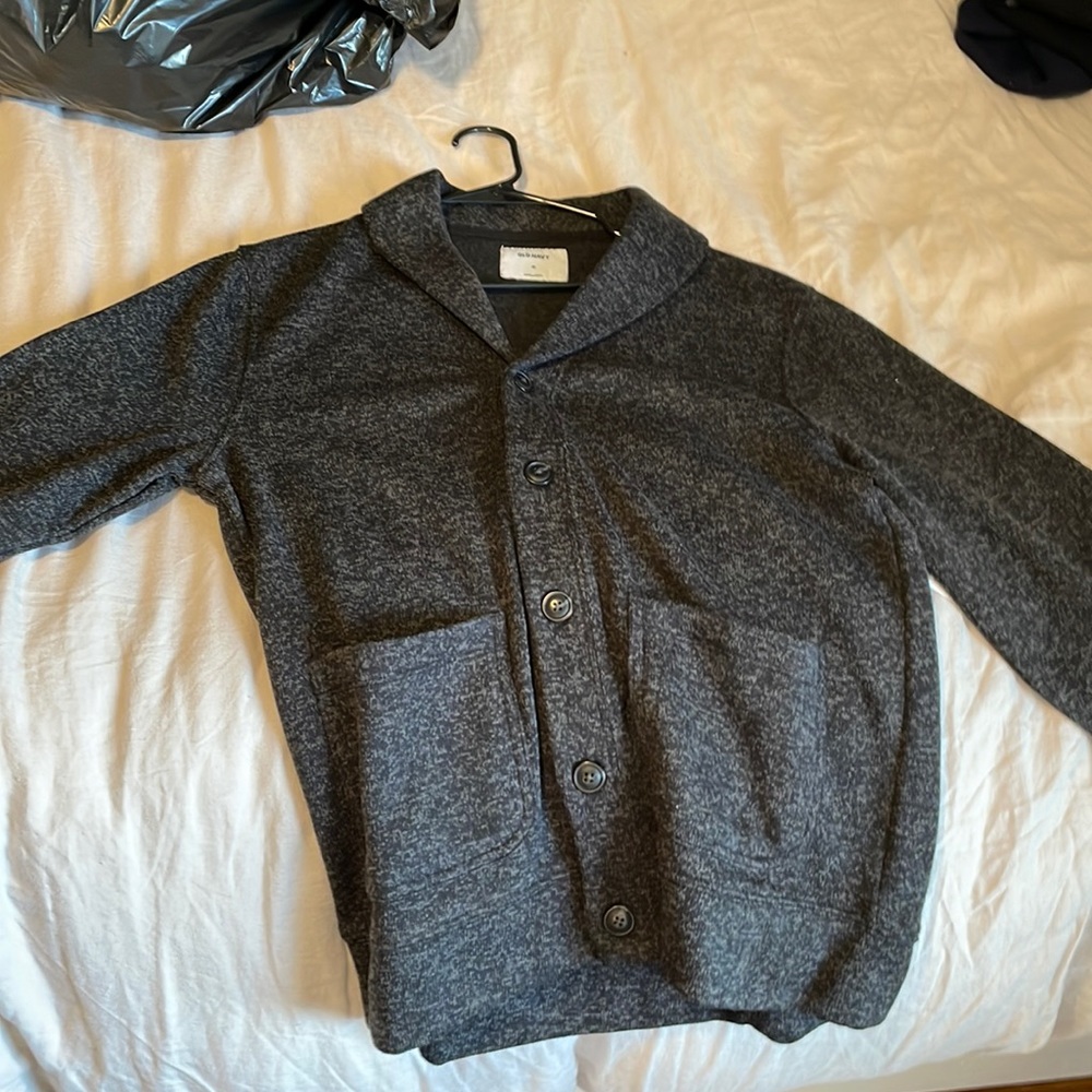 Gray shirt